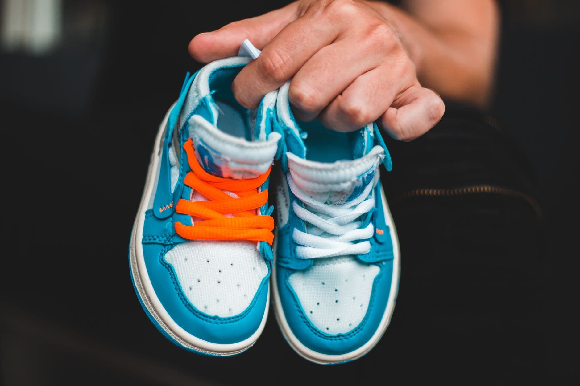 Bash – Easy to clean kids shoe materials: what to choose and how to care