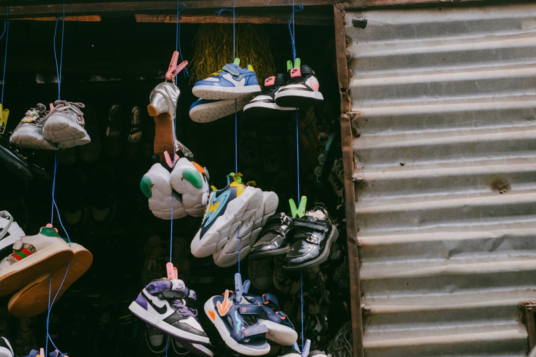 Bash – Affordable kids sneakers for travel-friendly everyday wear