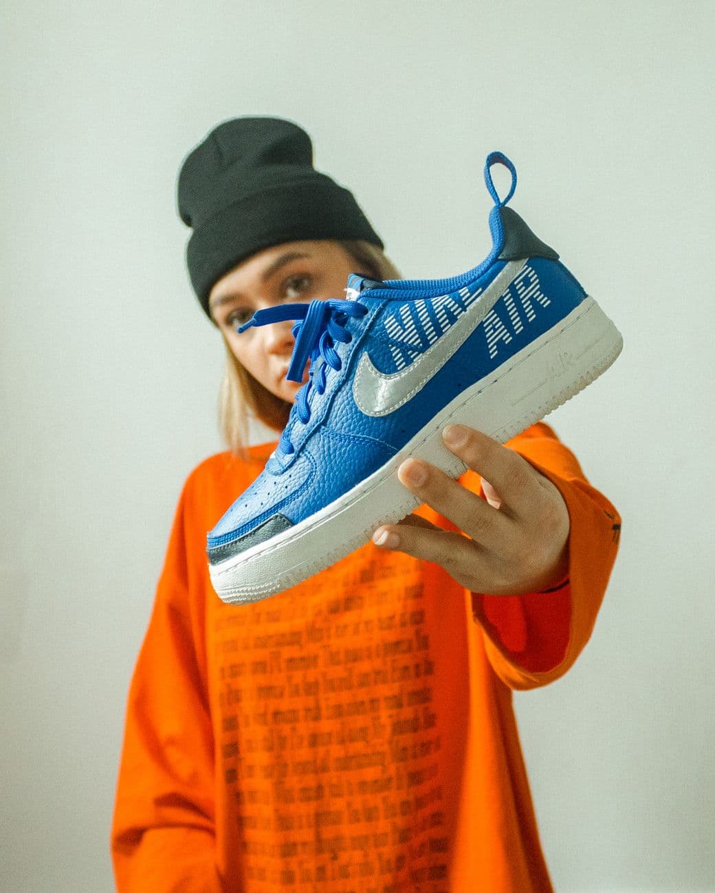 Bash – Nike girls sneakers for travel adventures - comfortable, packable choices