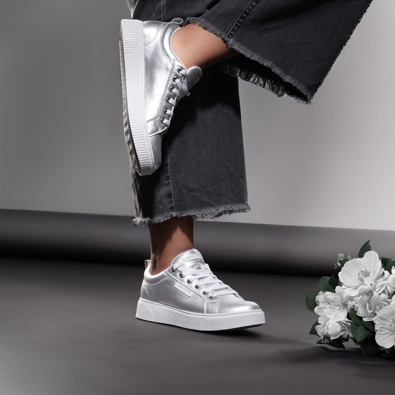 Bash – Guess sneakers for ladies - style, fit and where to shop in South Africa