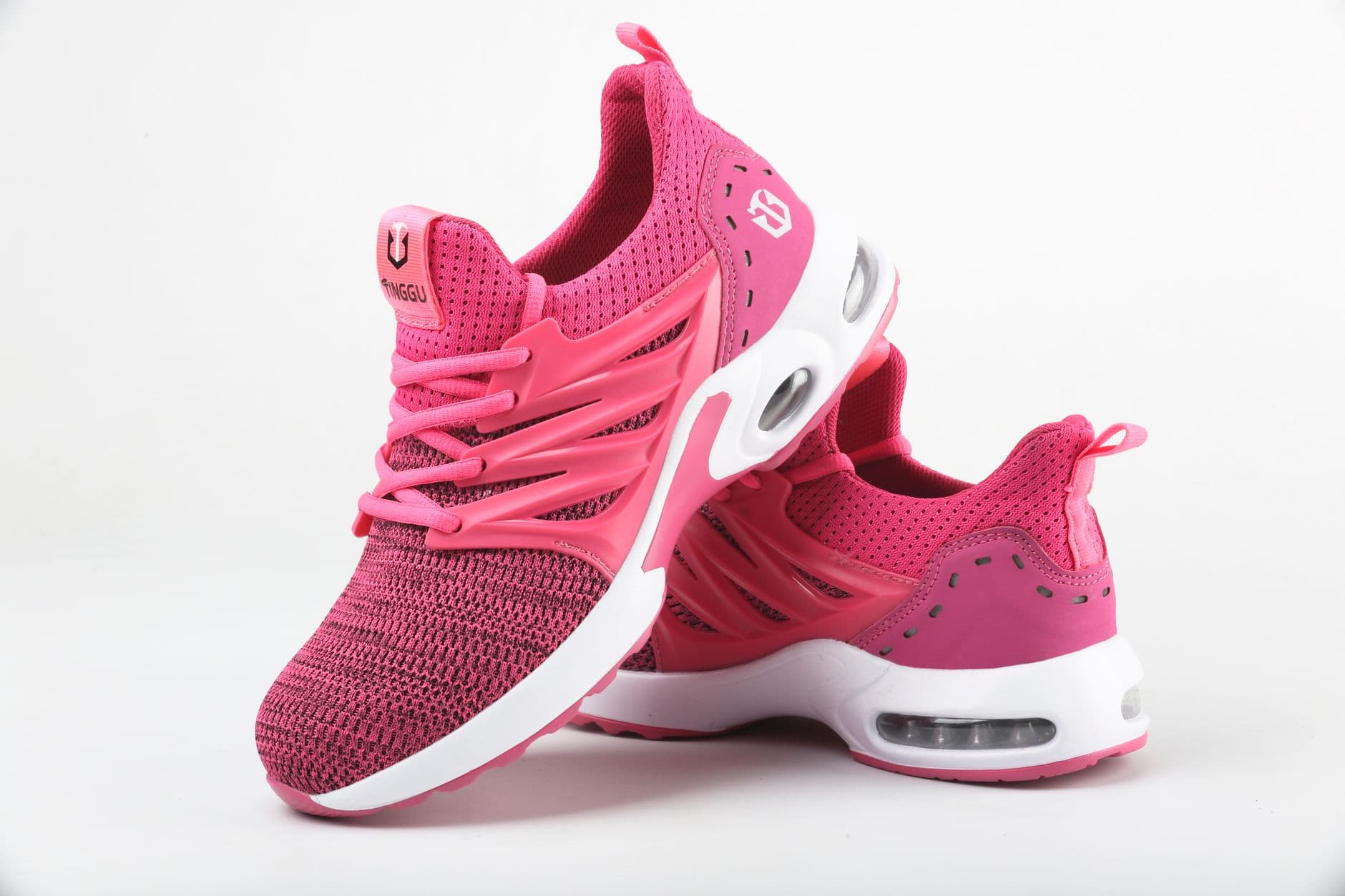 Bash – Best cushioning running shoes for women: comfortable picks for everyday runs