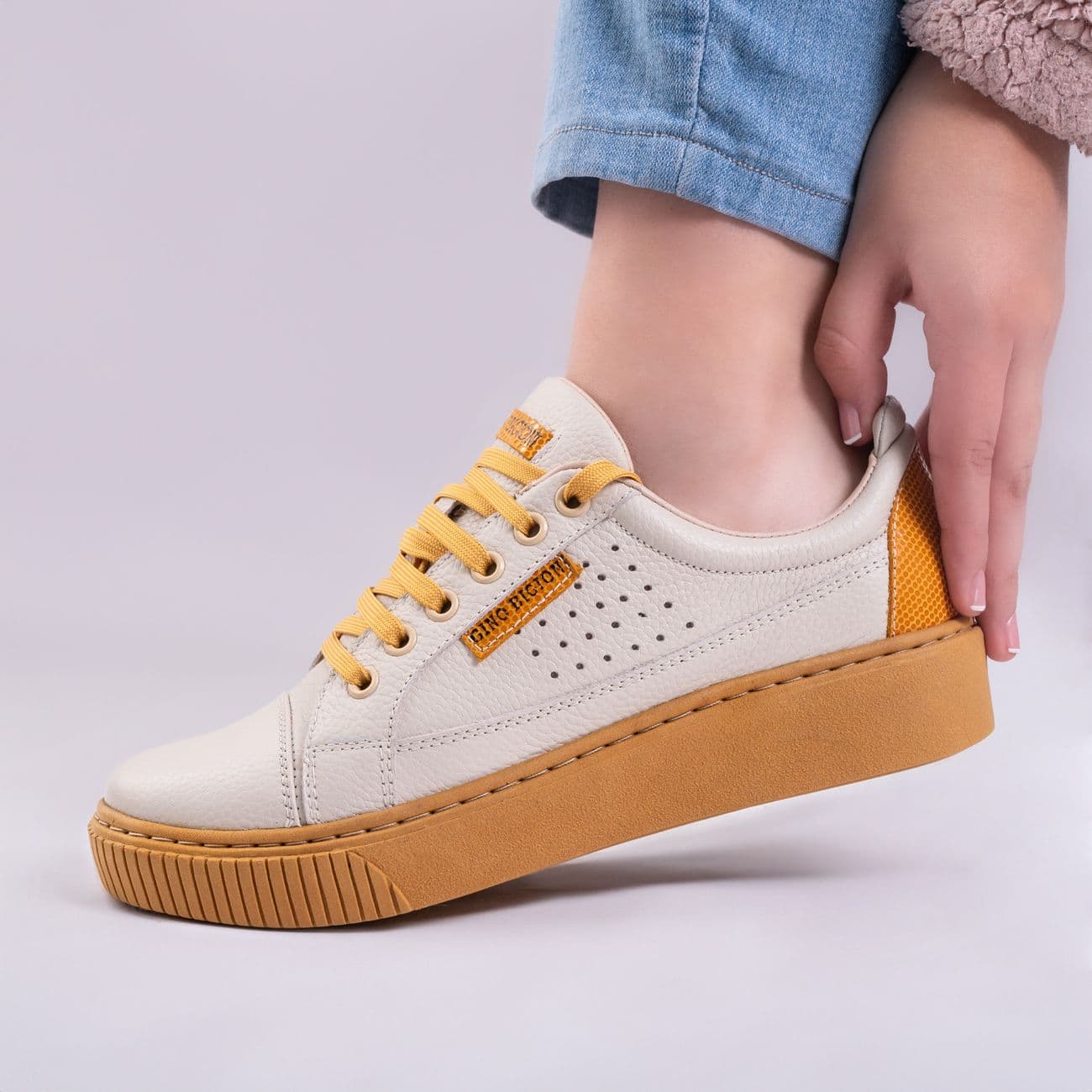 Bash – Women sneaker sizing chart - South Africa: measure, convert and fit right