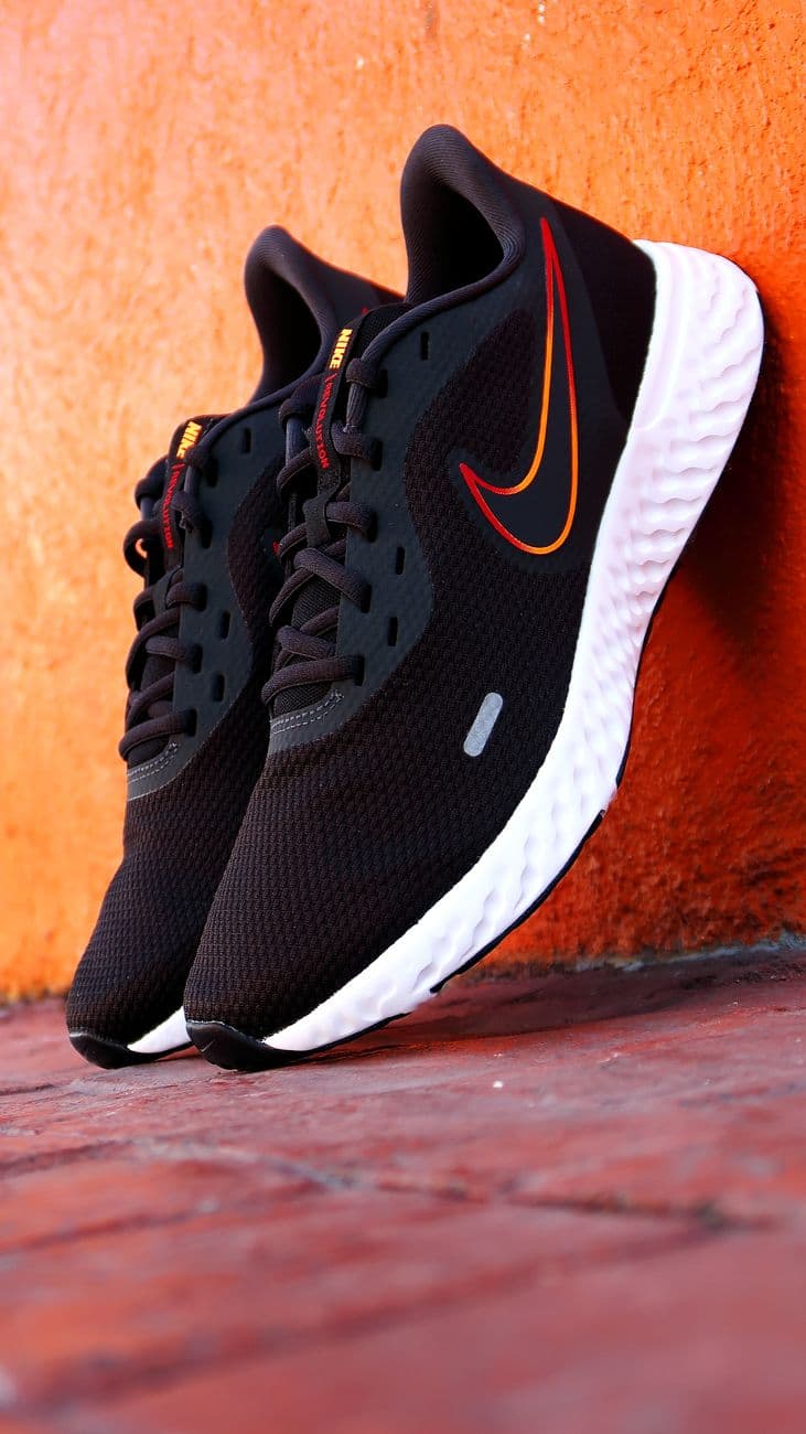 Bash – Total Sports women's sneaker lineup: styles, materials and where to wear them