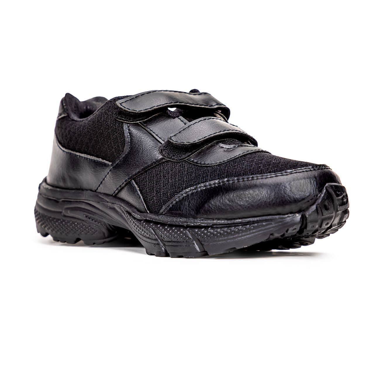 Bash – Lightweight sneakers for travel that pack small and feel like home