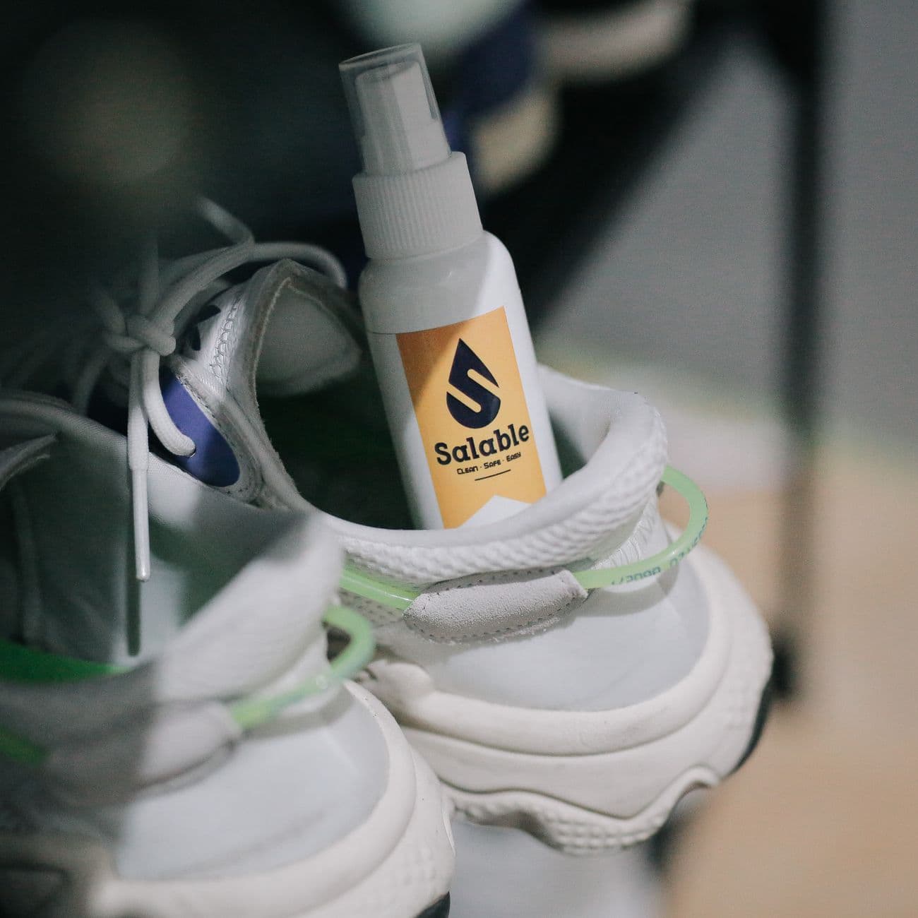 Bash – How to compare sneaker materials and price