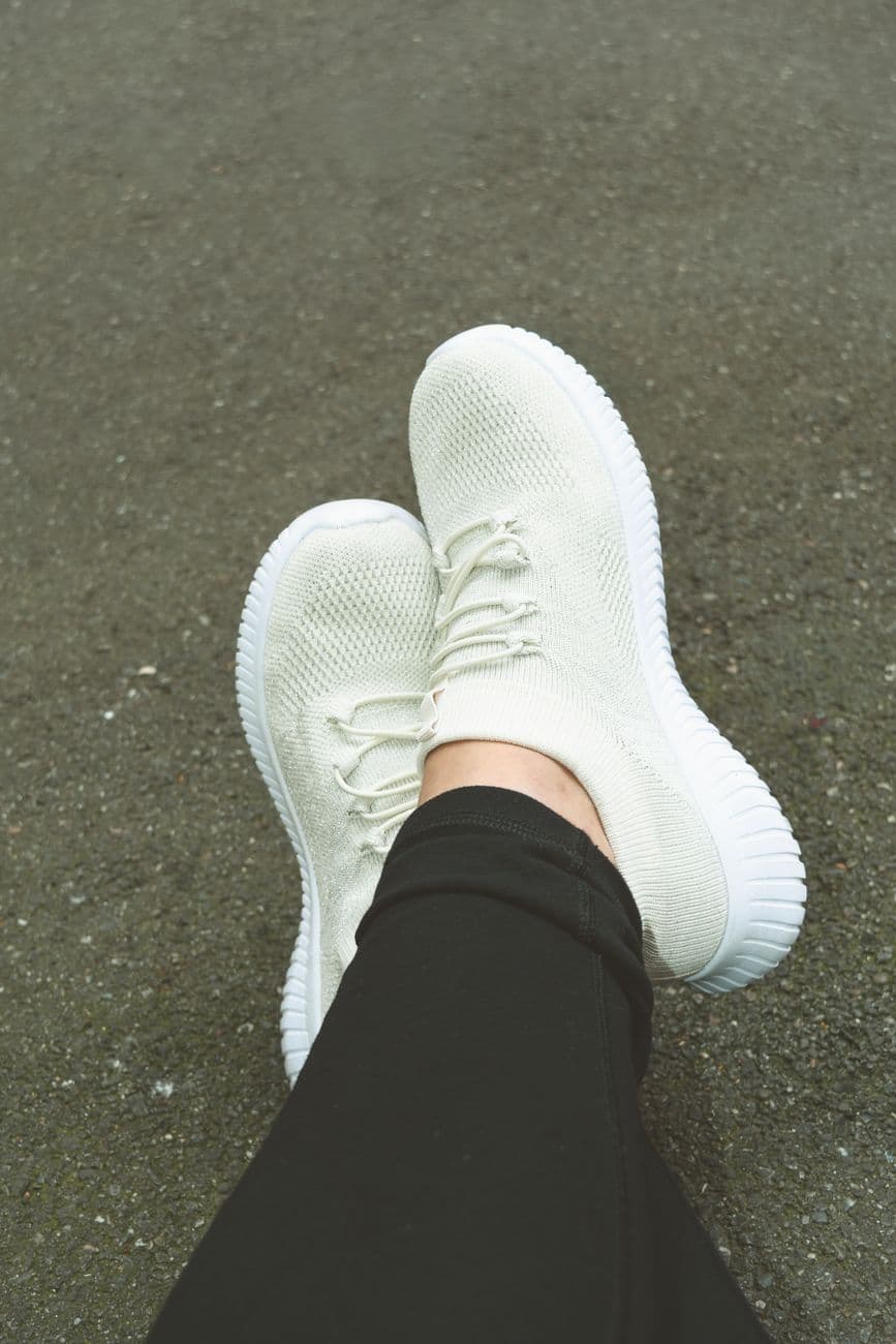 Bash – Best everyday sneakers for commute