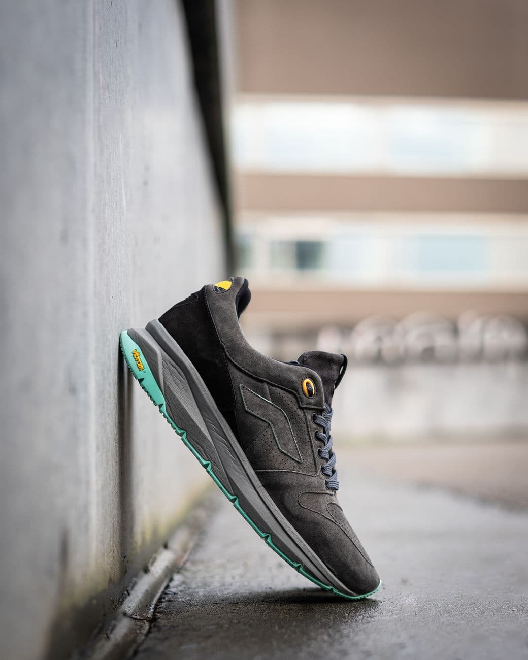Bash – Caring for leather and suede sneakers