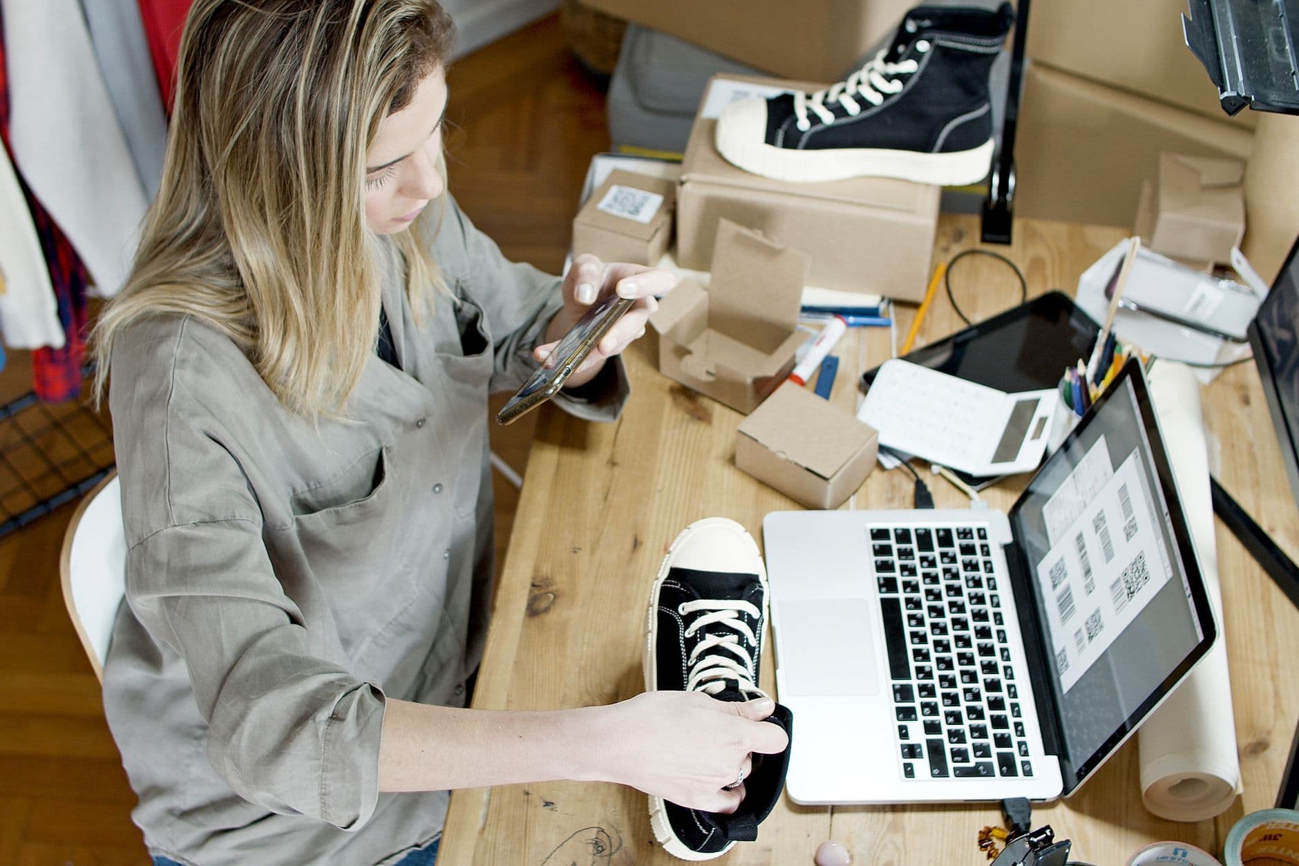 Bash – How to care and pack sneakers for travel