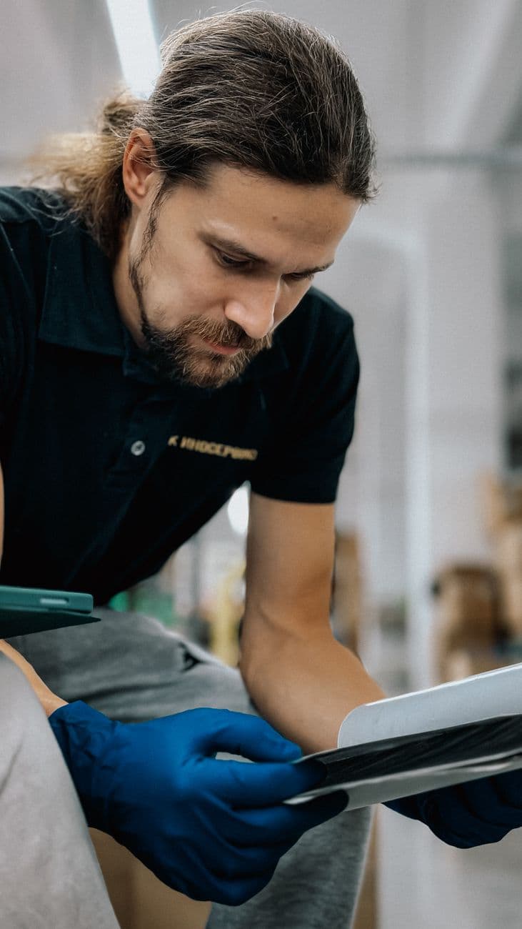 Bash – What to check when buying online sneakers: a practical checklist for South Africans