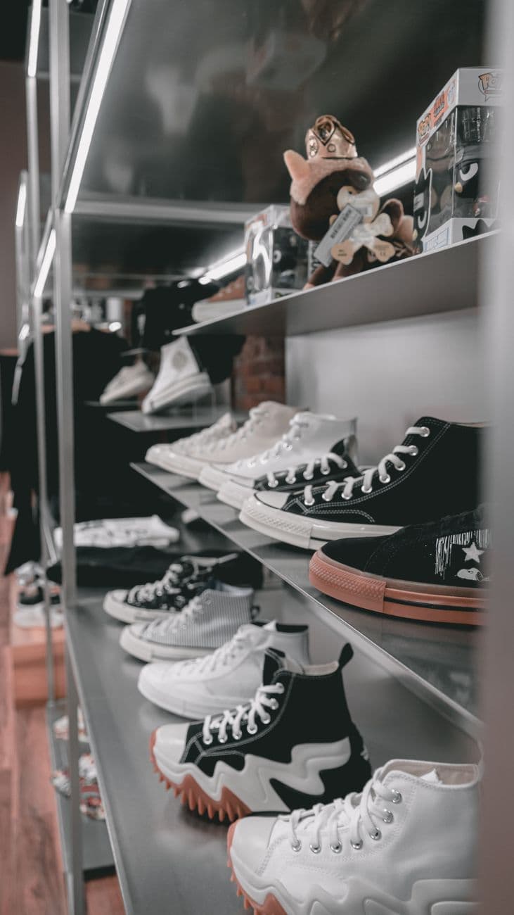 Bash – Best sneaker stores at Bayside Mall - where to try, compare and buy