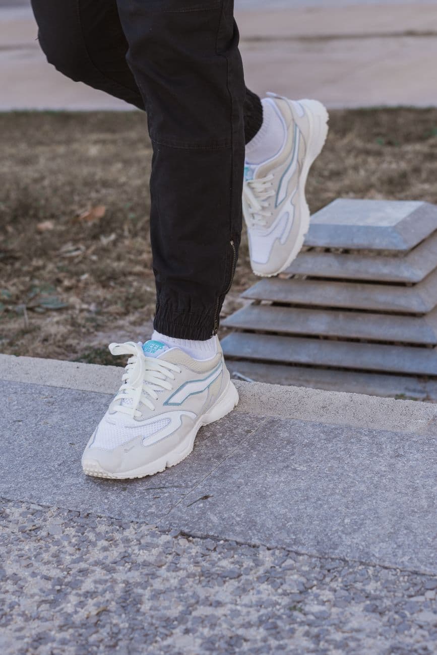Bash – Best time to buy sneakers in South Africa - smart timing and comparisons