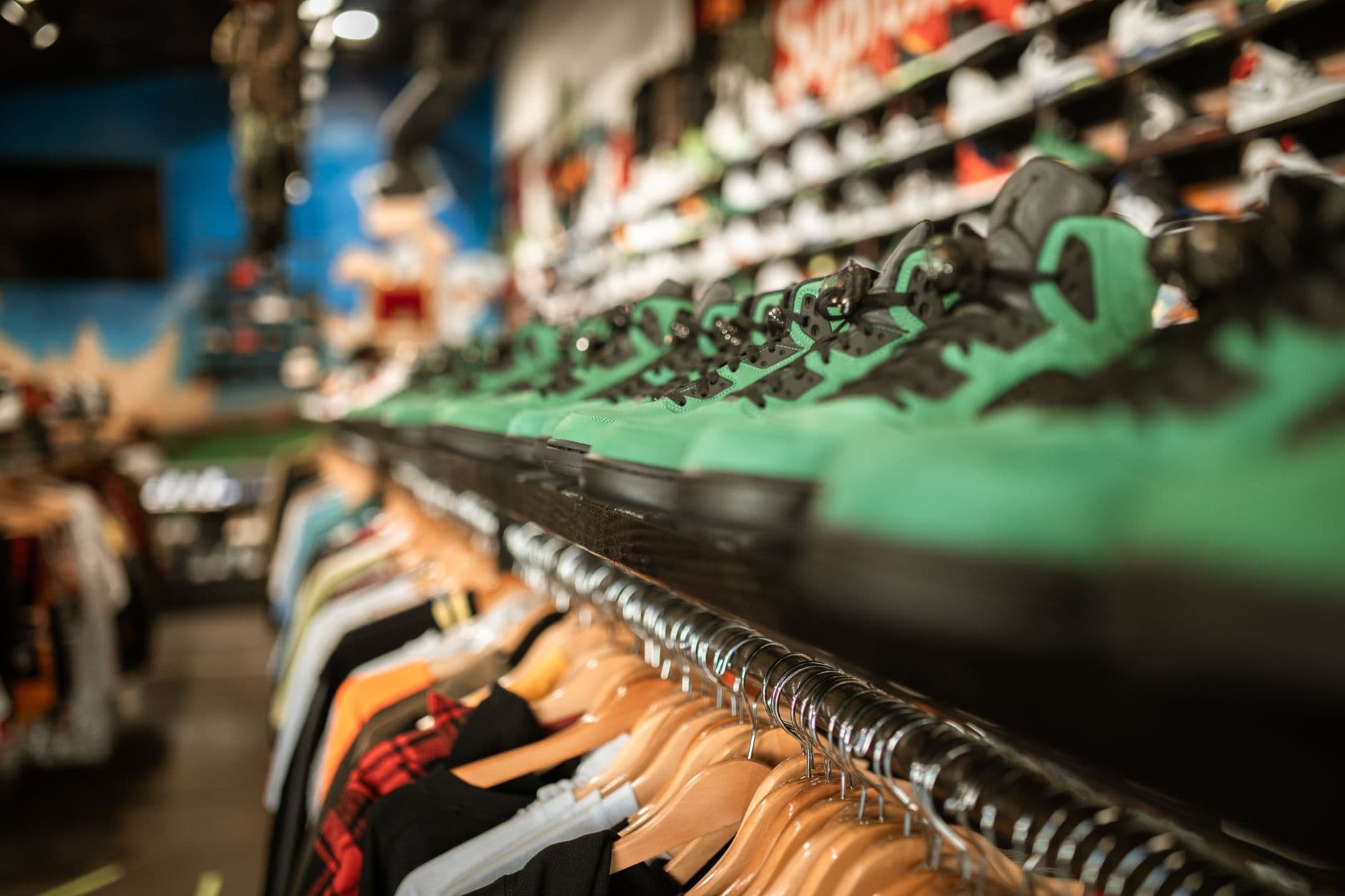 Bash – What sneaker styles are available in mall stores