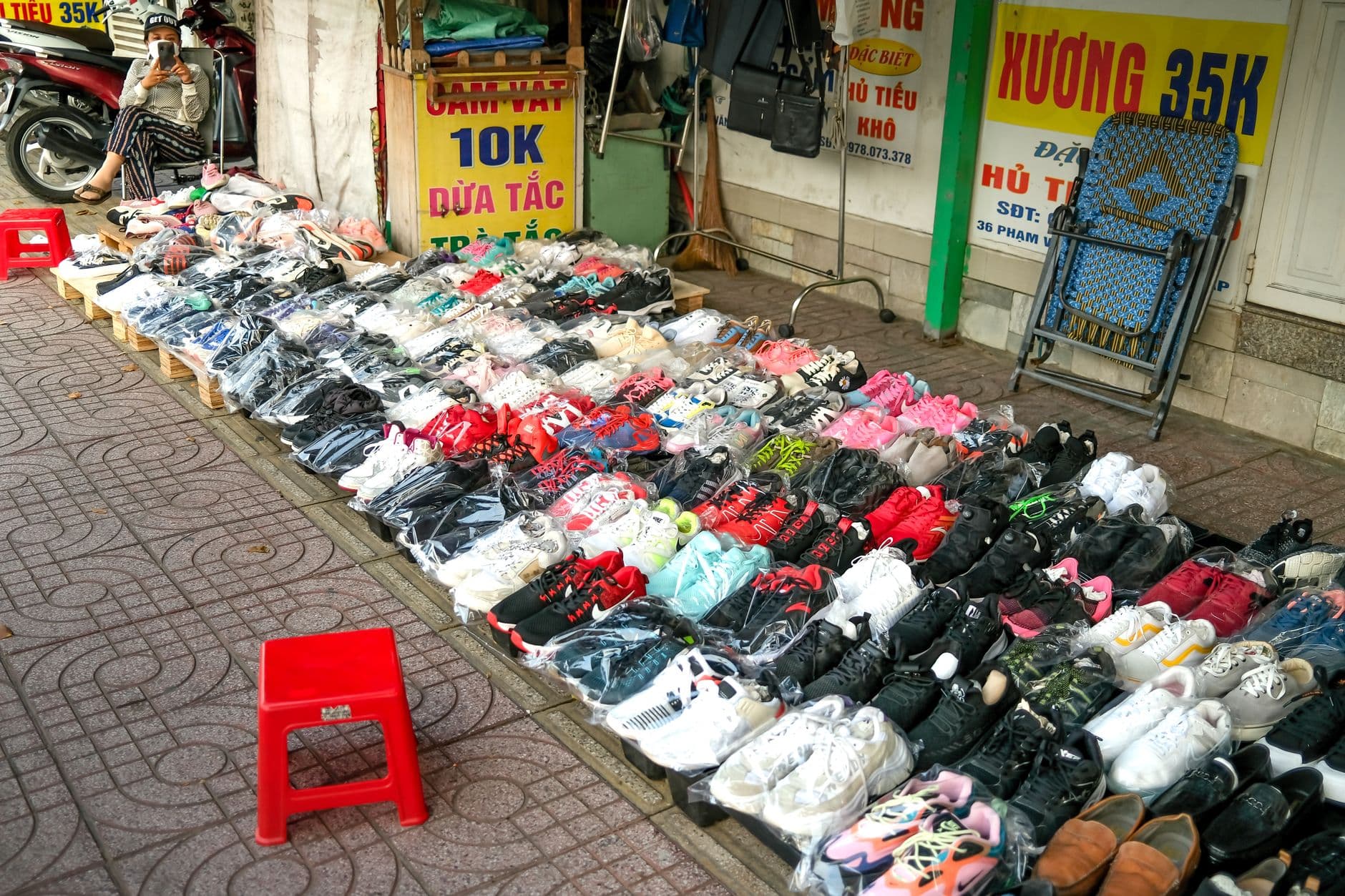 Bash – Cheapest sneakers at Sportscene - smart ways we shop and save