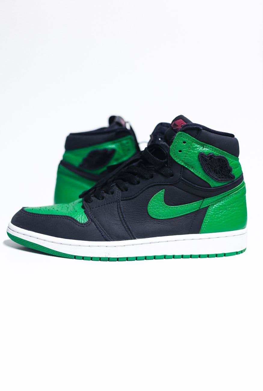 Bash – Archive Jordan sneakers: find, compare and shop classic Jordans on Bash