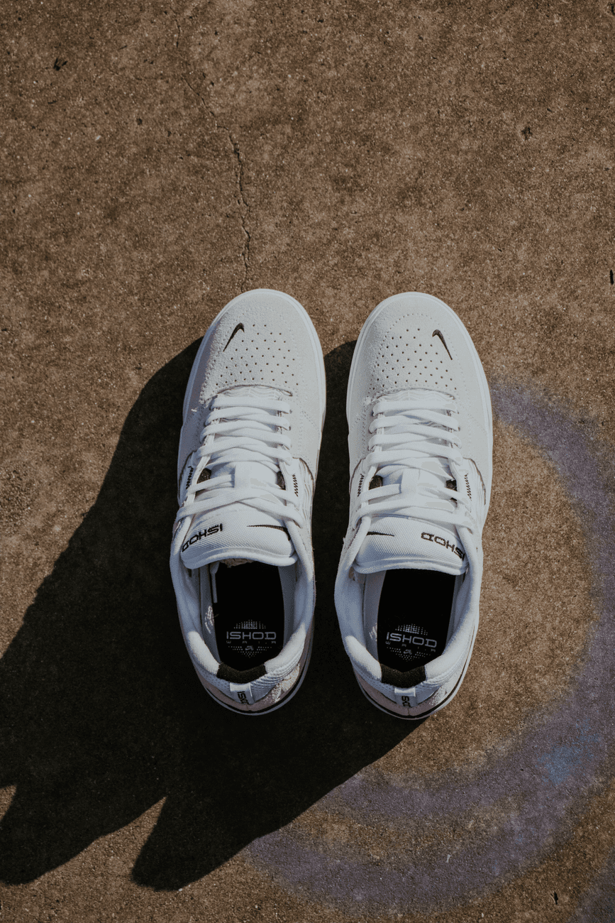 Bash – Lightweight Nike Sneakers for Men - Travel-Friendly Picks