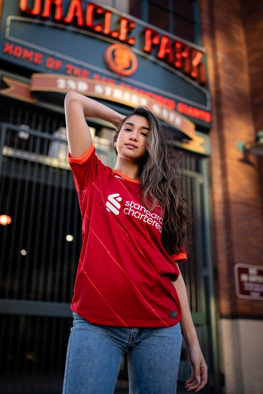 Bash – Nike Liverpool jersey: official replicas, fit and buying in South Africa