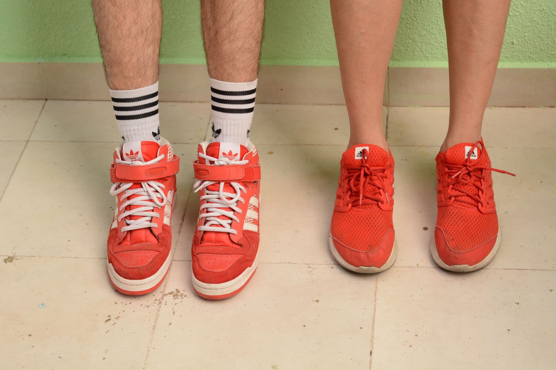 Bash – Red adidas sneakers: bold colour, reliable fit for everyday wear