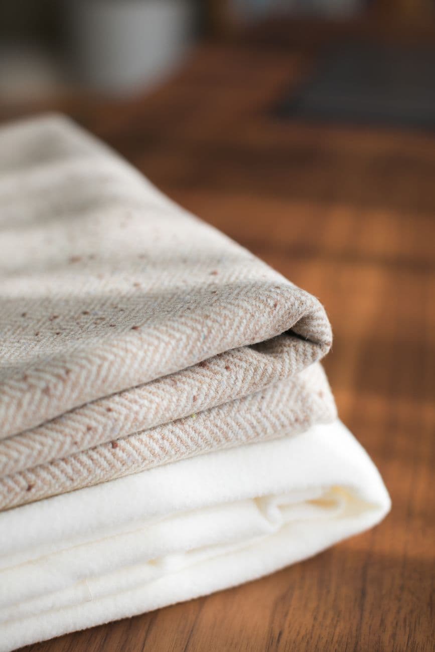 Bash – One-layer seasonal swap: move from winter flannel to summer cotton with a single change