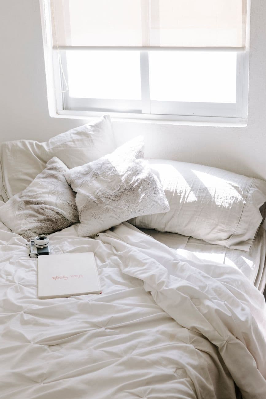 Bash – Layering duvets and fleece blankets for freezing Highveld winter nights