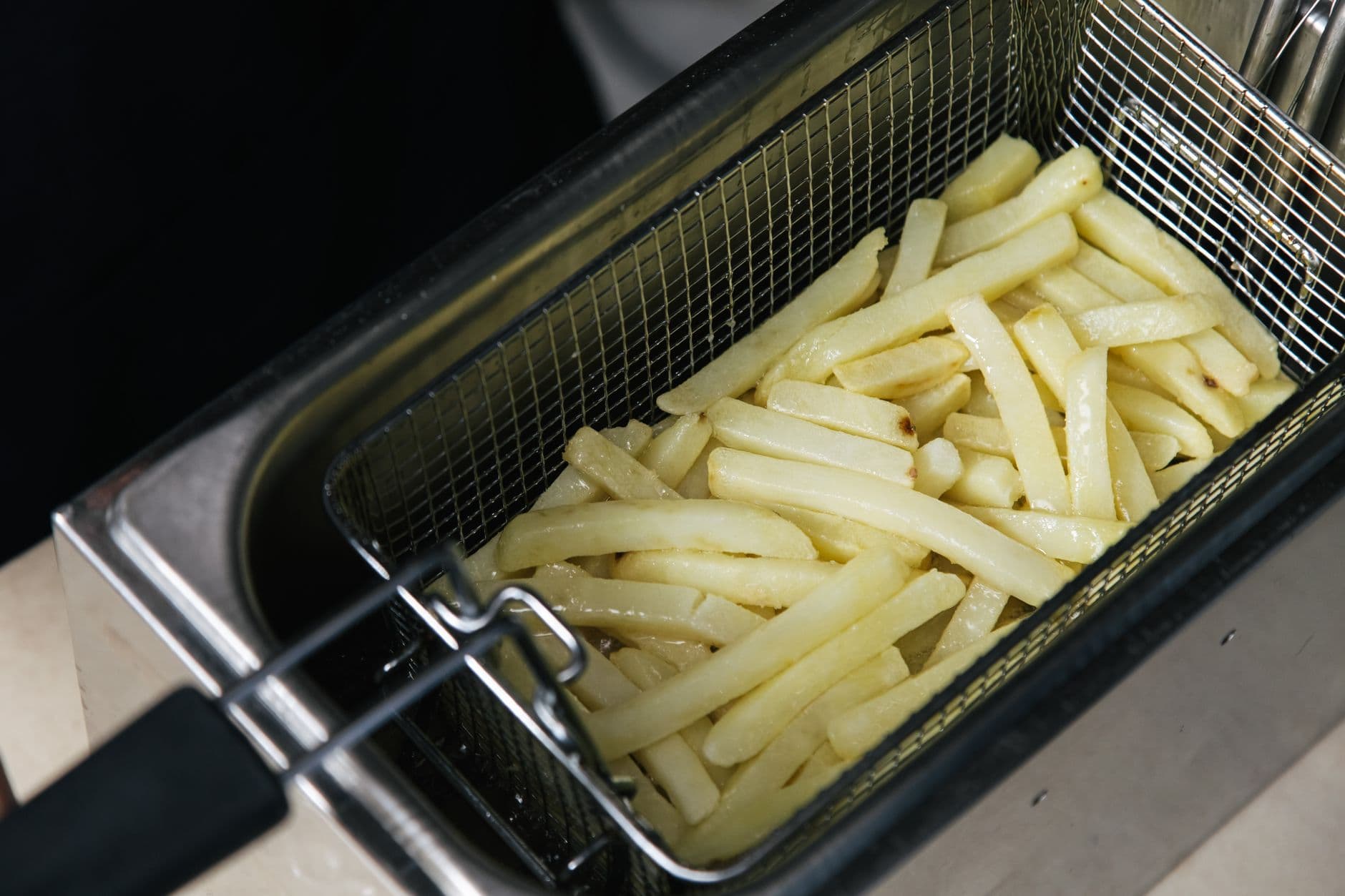Bash – Best air fryer size for your family: a simple capacity calculator