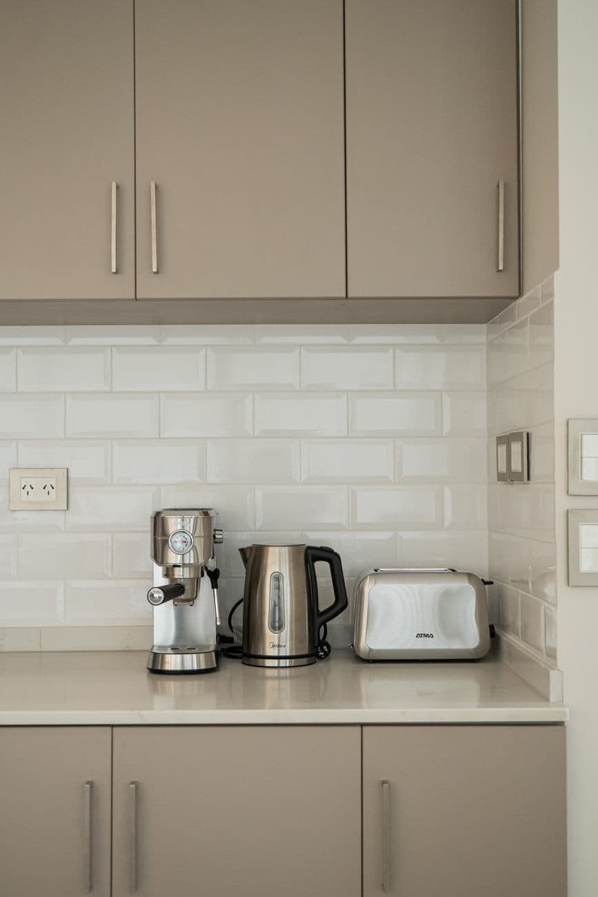 Bash – Kettle and toaster set: simple pairs that lift everyday breakfasts