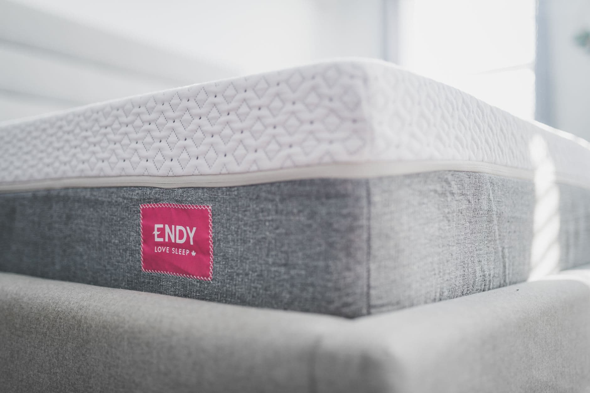 Bash – Memory foam vs latex mattress topper: which one suits your sleep?