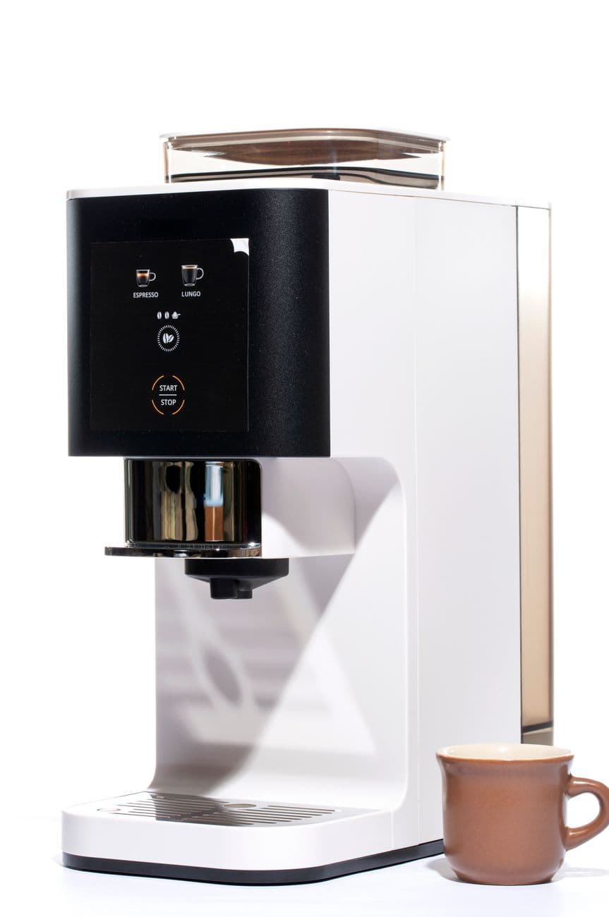 Bash – Coffee machine that fits under kitchen cabinets - space-smart choices for our counters
