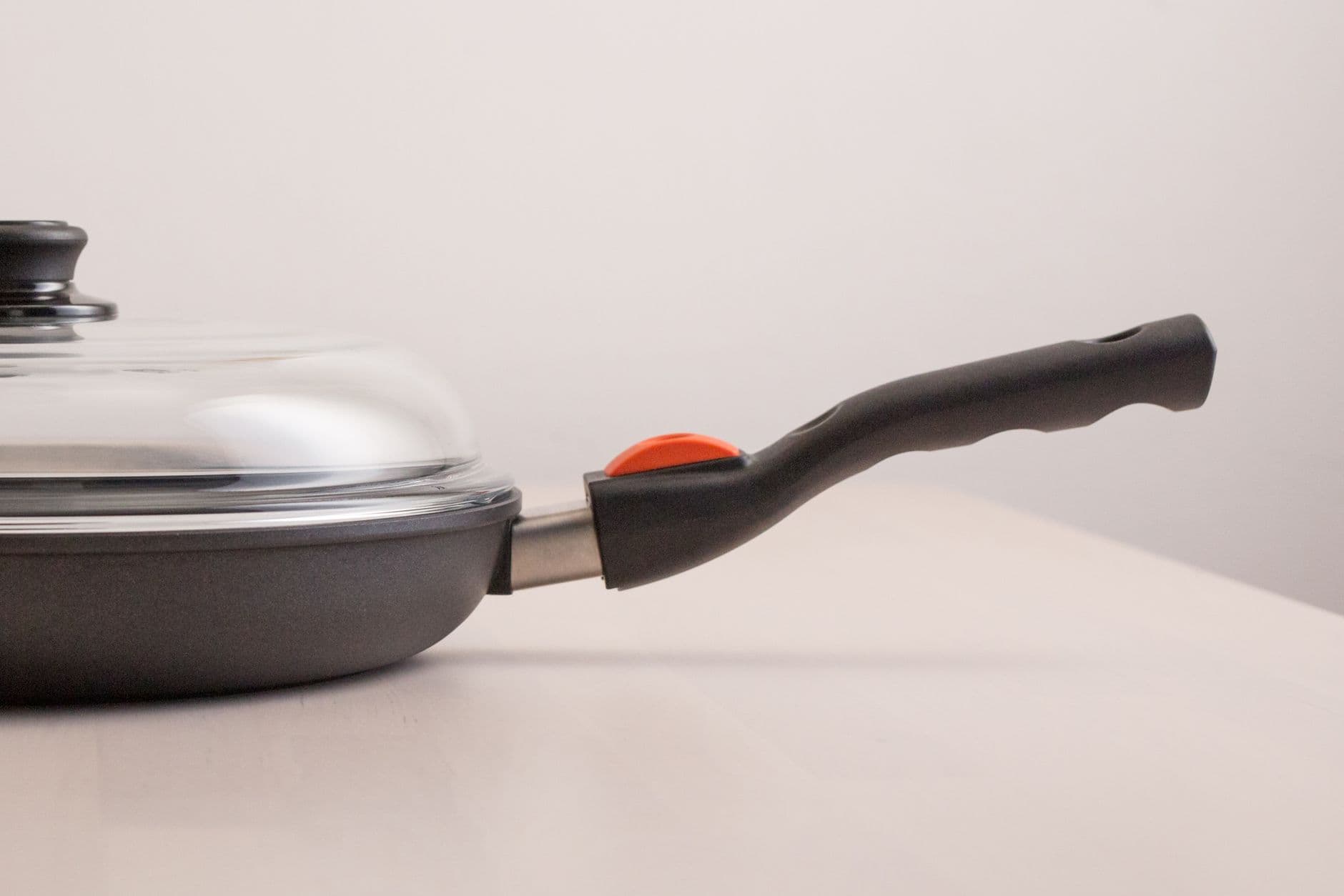 Bash – Most durable non-stick frying pan brands for South African kitchens