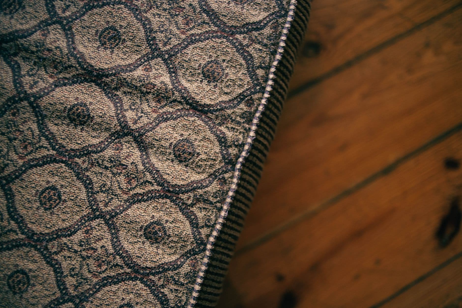 Bash – How to choose a mattress topper for an old, sagging mattress