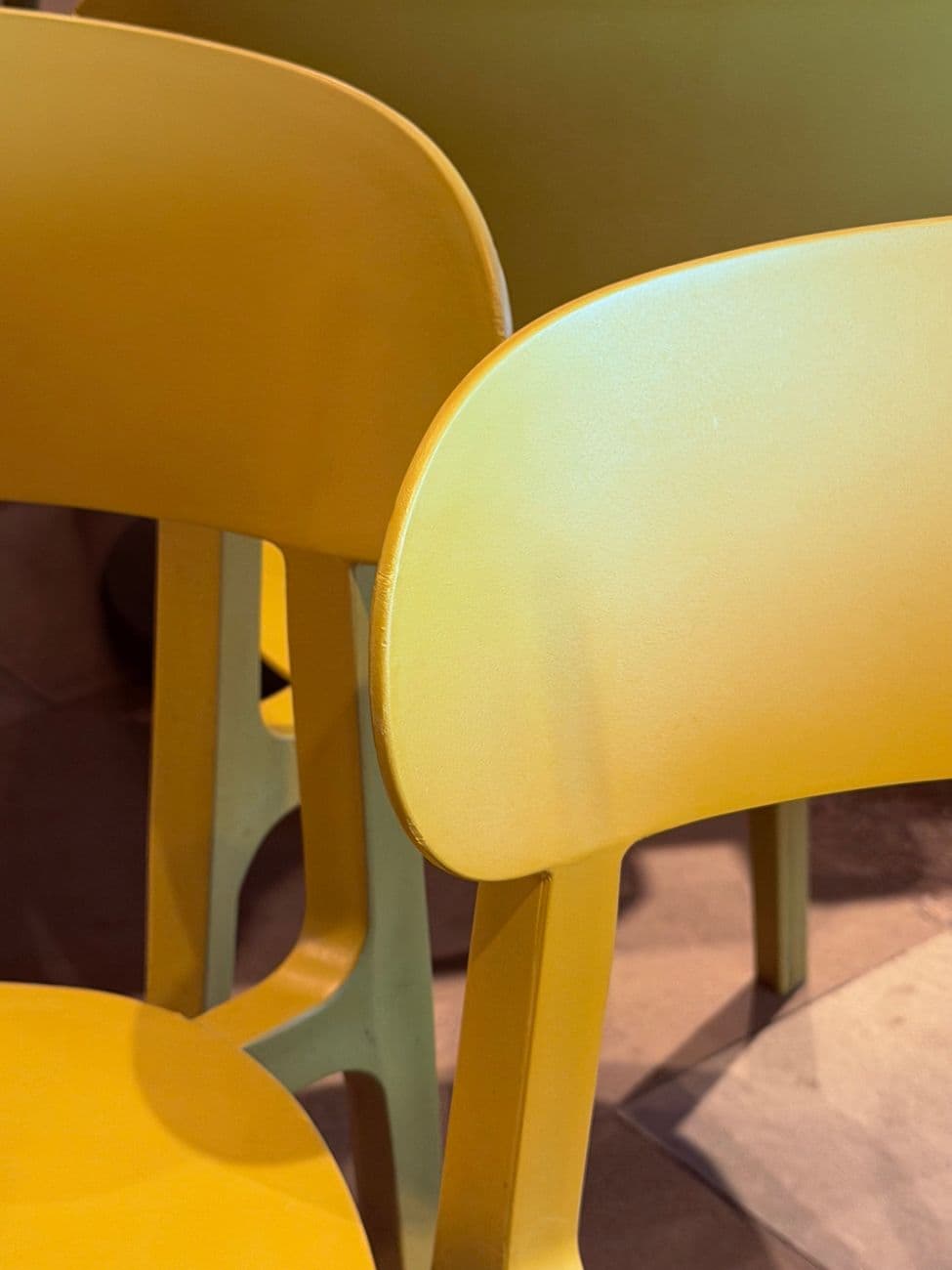 Bash – Chairs for South African homes: curated choices, realistic prices and delivery tips