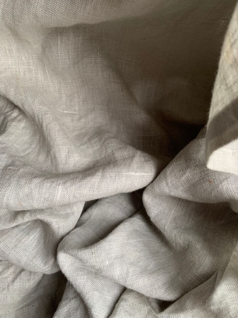 Bash – Linen vs cotton sheets: durability, texture and heat retention compared