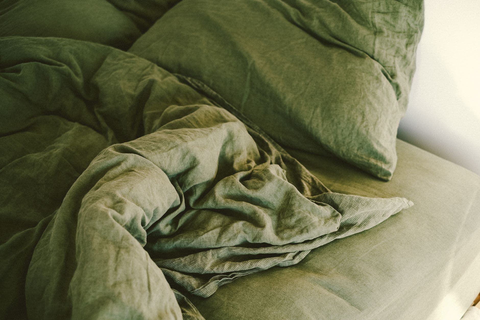 Bash – Green comforter: calm colour, practical warmth for South African bedrooms