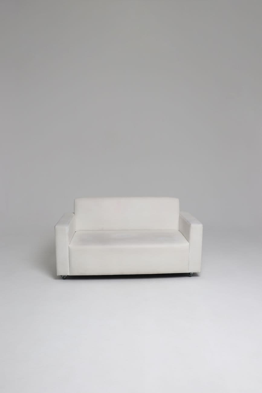 Bash – Couches on Sale: Where to Buy Discounted Couches Now