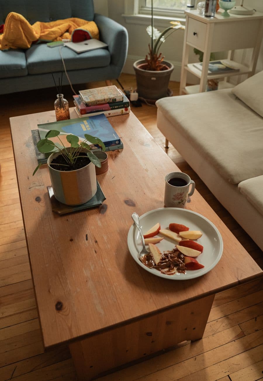 Bash – Stylish wood coffee table for South African homes