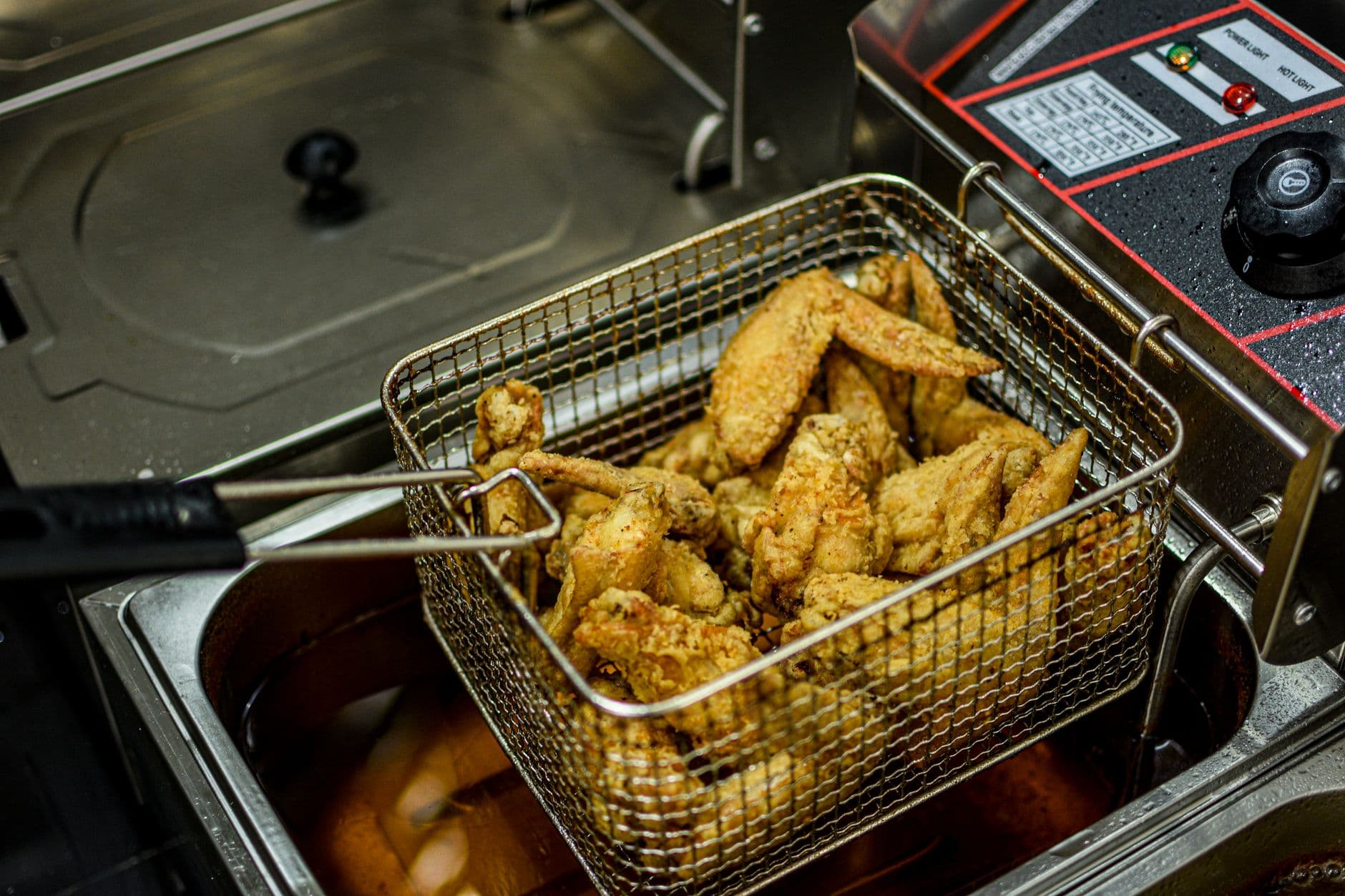 Bash – Air fryer 101 - how to use, clean and save energy at home