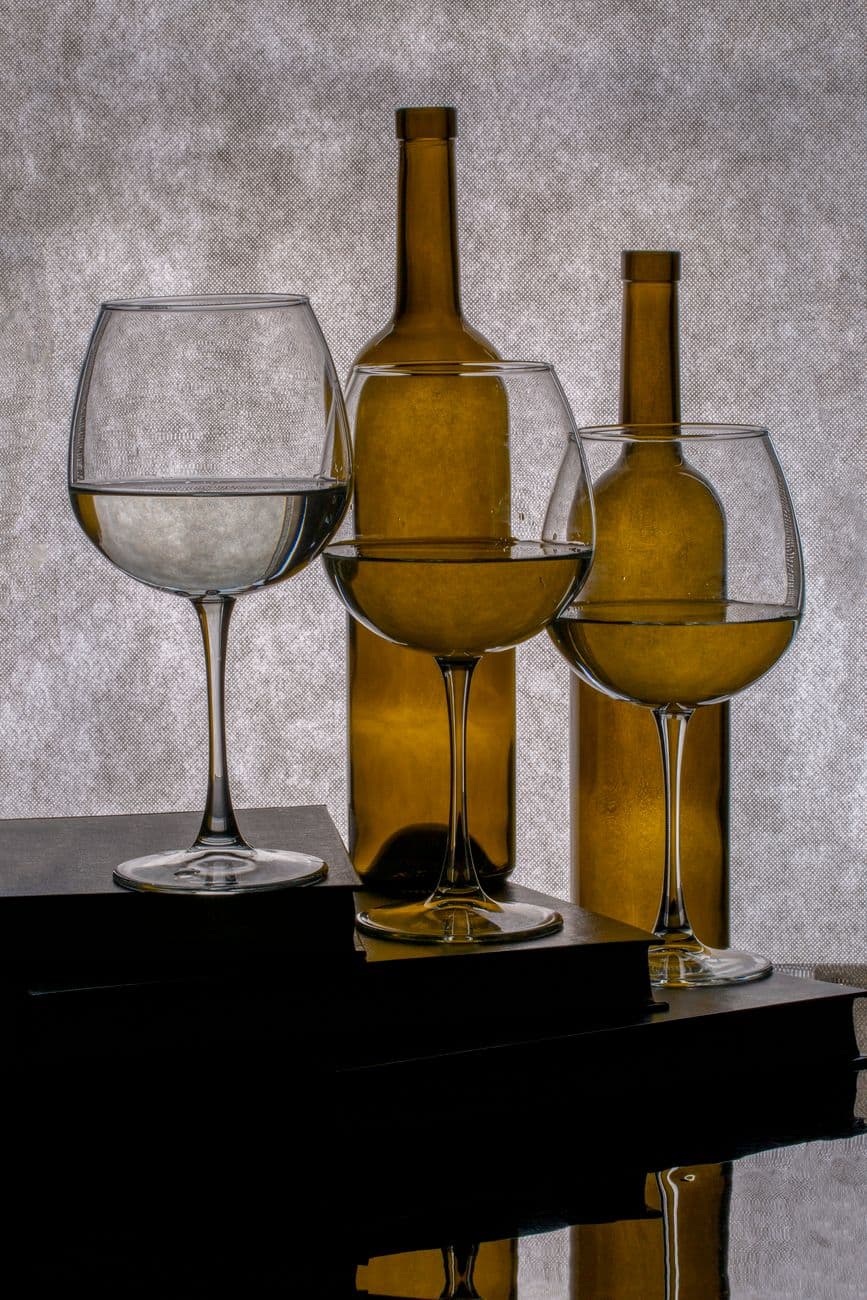 wine glasses product photo